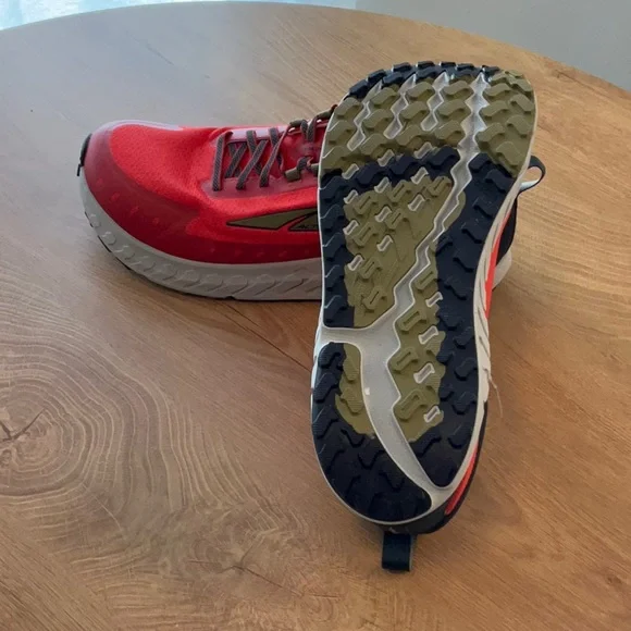 Altra Outroad 2 Sample - Picture 4 of 4